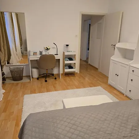 Lacasa-mia Apartament *